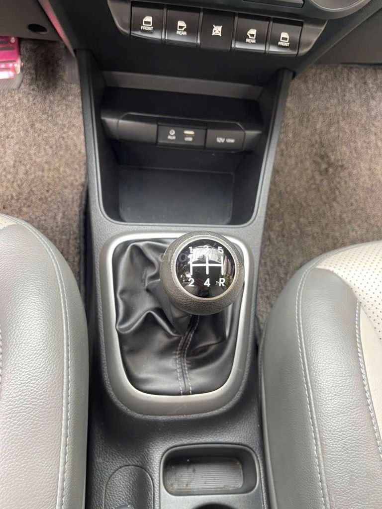 2020 1.4 MT - 35000 km xe gia đình chạy ít. Mua bán Ô tô tại Thành phố Dĩ An Bình Dương được đăng bởi Huy Luân Auto hình 10