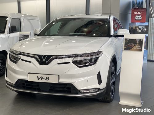 VinFast VF8 Plus 2026 Белый