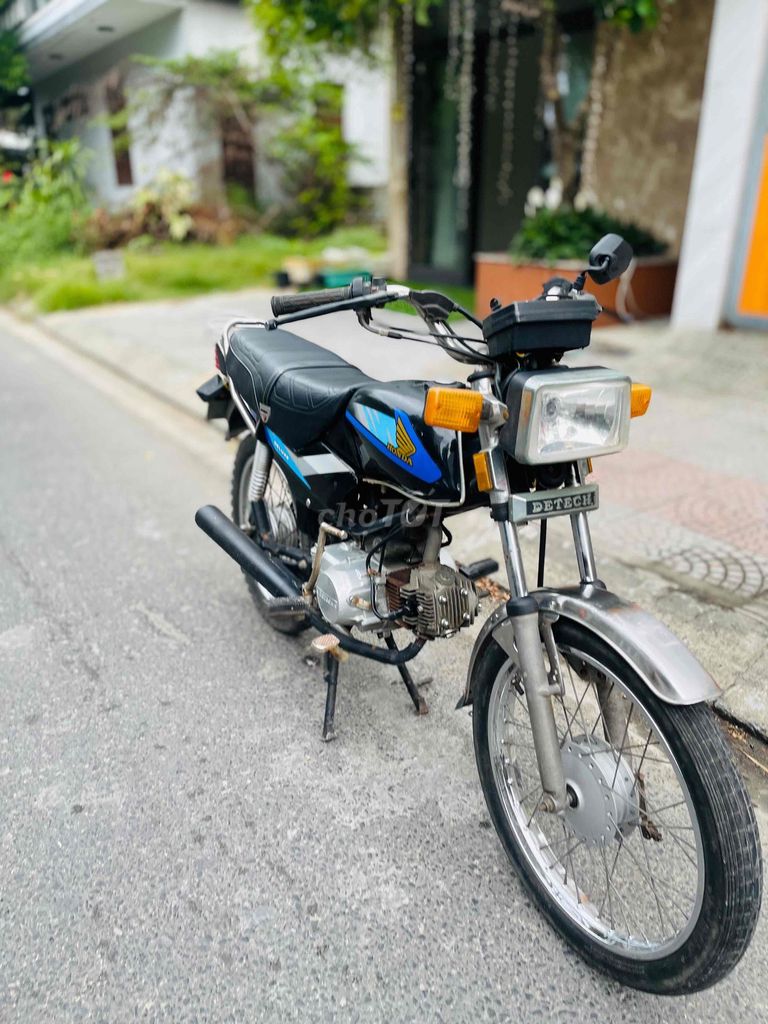 win detech cần bán xe máy rin êm ru chạy bốc. Mua bán Xe máy tại Quận Liên Chiểu Đà Nẵng được đăng bởi Xe Máy Cũ Duy Đạt  66 Nguyễn Khuyến hình 8