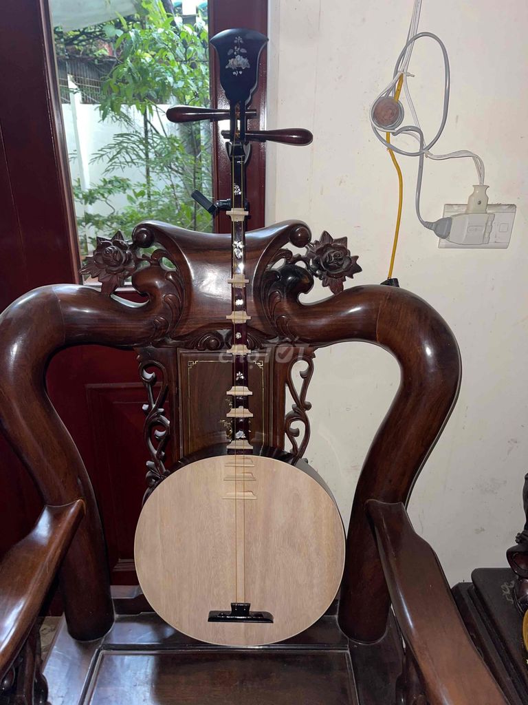 Đàn nguyệt gỗ khảm