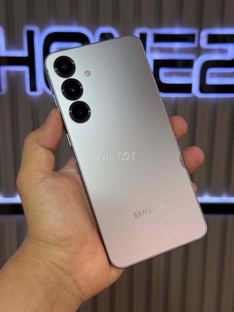 Samsung S25 Plus 12GB/256GB Xám 99%. Mua bán Điện thoại tại Quận 3 Tp Hồ Chí Minh được đăng bởi Phone2Hand hình 1