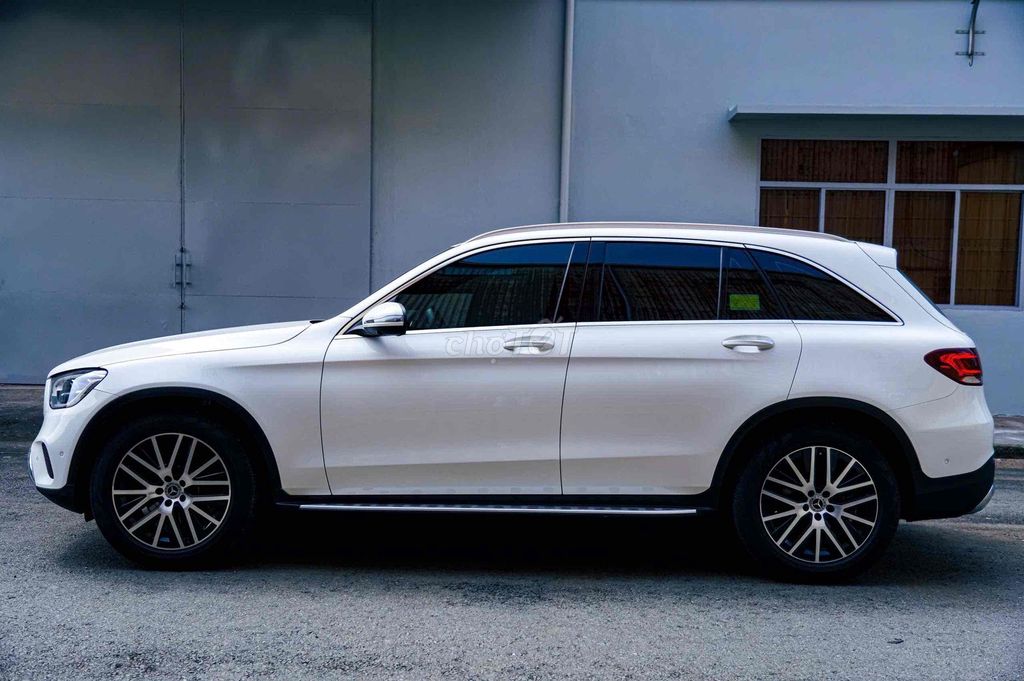 Mercedes Benz GLC 200 4MATIC  2022 - 72 km 1 chủ. Mua bán Ô tô tại Quận Tân Phú Tp Hồ Chí Minh được đăng bởi Văn Hải hình 8