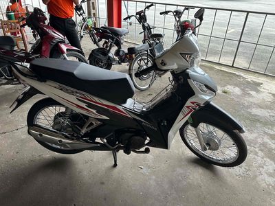 Cần bán wave rsx 2020 đk đầu 2021. Mua bán Xe máy tại Quận 5 Tp Hồ Chí Minh được đăng bởi Lê Minh