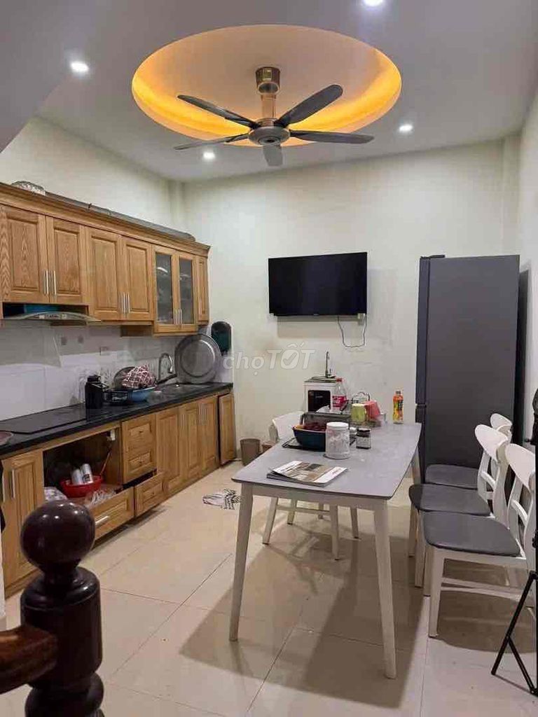 Cho thuê nhà 7PN 12tr Nguyễn Hoàng, Mỹ Đình Nam Từ Liêm