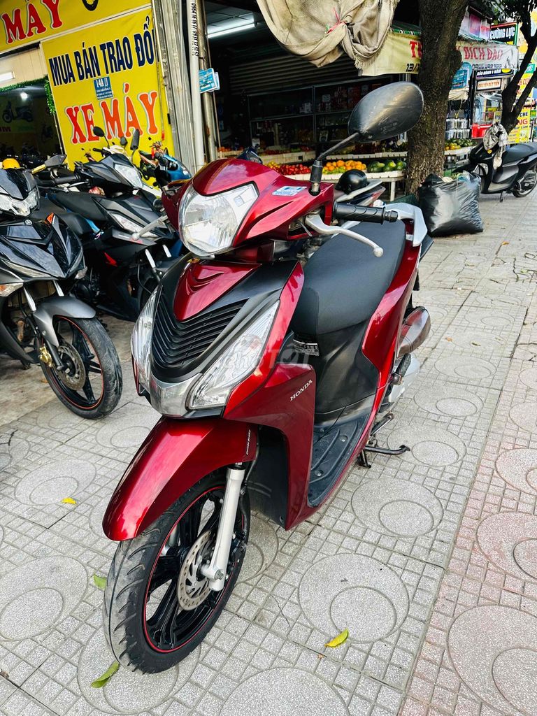 Honda Vision 2017 màu Đỏ. Mua bán Xe máy tại Thành phố Thuận An Bình Dương được đăng bởi xe máy phước thịnh hình 8