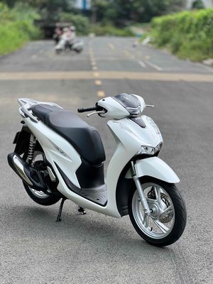 Shvn 125 Trắng Đen 2024 Leng Keng Uỷ Quyền Có Góp🎉. Mua bán Xe máy tại Thành phố Biên Hòa Đồng Nai được đăng bởi Xe Máy Phát Đồng