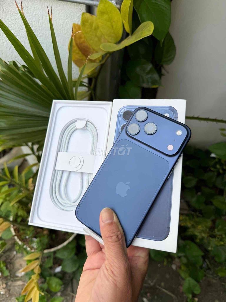 Apple iPhone 17 Pro Max 256GB Xanh Như mới. Mua bán Điện thoại tại Thành phố Vũng Tàu Bà Rịa - Vũng Tàu được đăng bởi Mr Ban Store hình 1