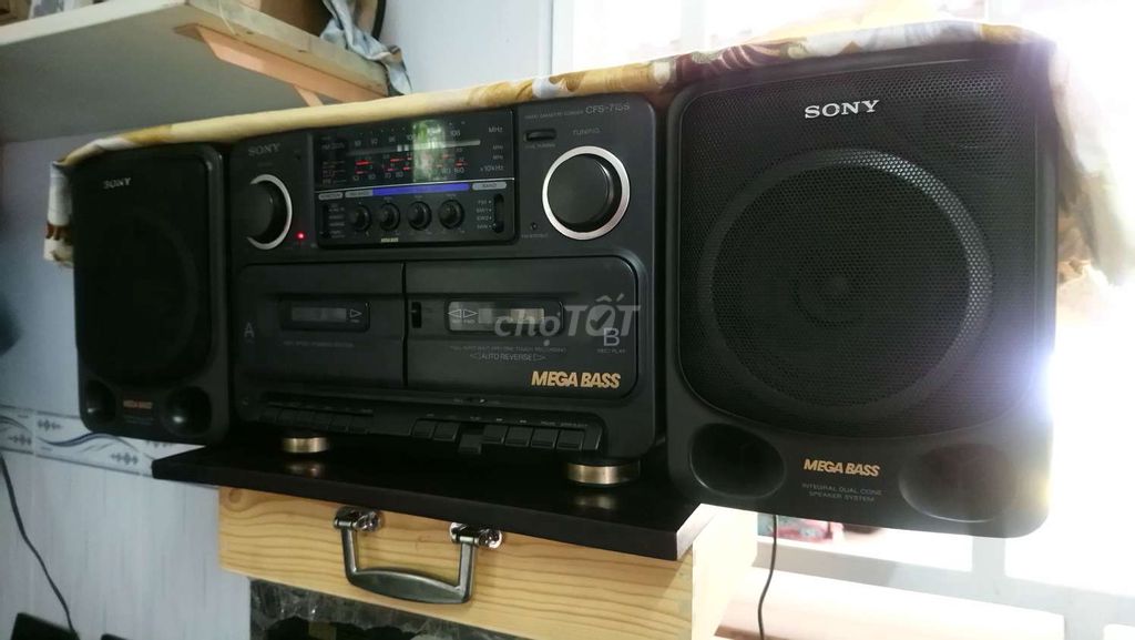 0383067948 - Sony cfs 715s radio cassette