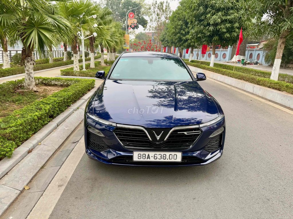 VinFast Lux A2.0 2022 A2.0 Tiêu chuẩn - 42000 km