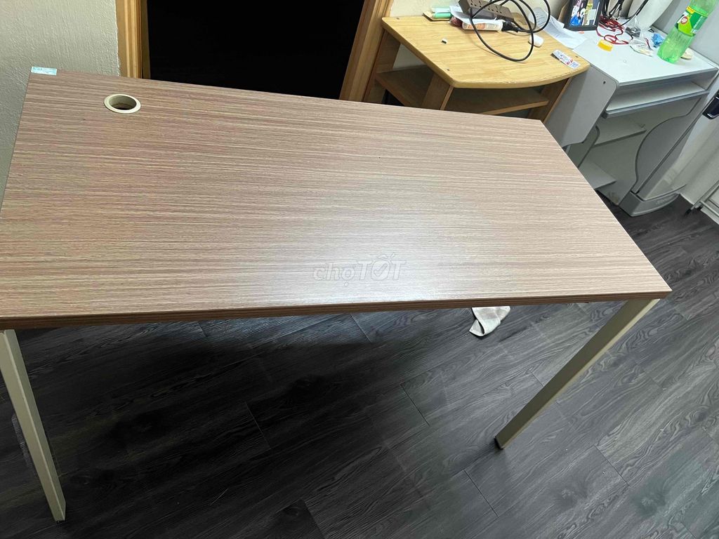 bàn làm việc loại tốt 1m2*60