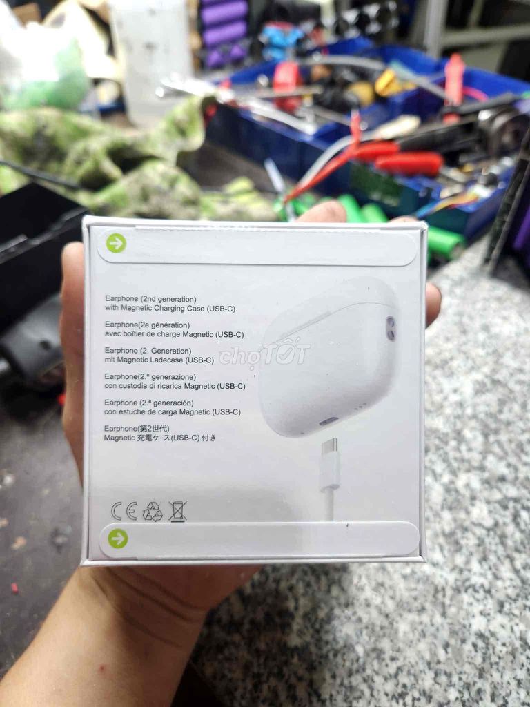 Tai nghe AirPods Pro 2 Trắng. Mua bán Thiết bị đeo thông minh tại Quận Tân Phú Tp Hồ Chí Minh được đăng bởi Trung Phong hình 1