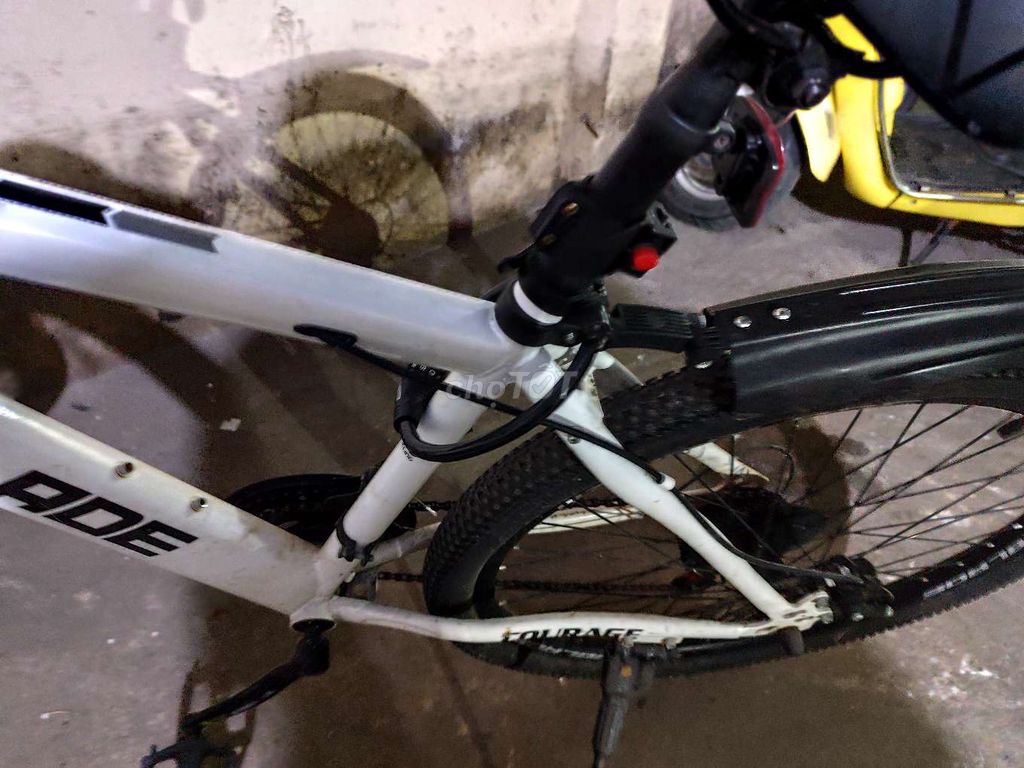 Xe đạp Trioblade mới, đầy đủ phụ kiện, khoá. Mua bán Xe đạp tại Quận Cầu Giấy Hà Nội được đăng bởi Quyen hình 1