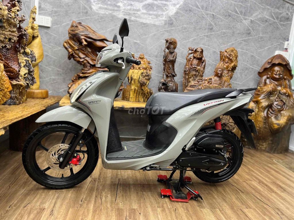 👉Vision 2023 chính chủ bstp bản thể thao bánh lớn. Mua bán Xe máy tại Quận 7 Tp Hồ Chí Minh được đăng bởi Xe Cũ Hiếu CT hình 5
