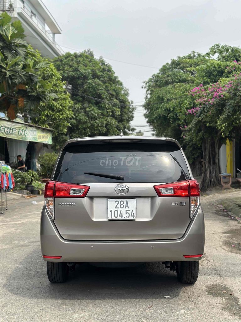 Toyota Innova 2020 2.0E - 80000 km