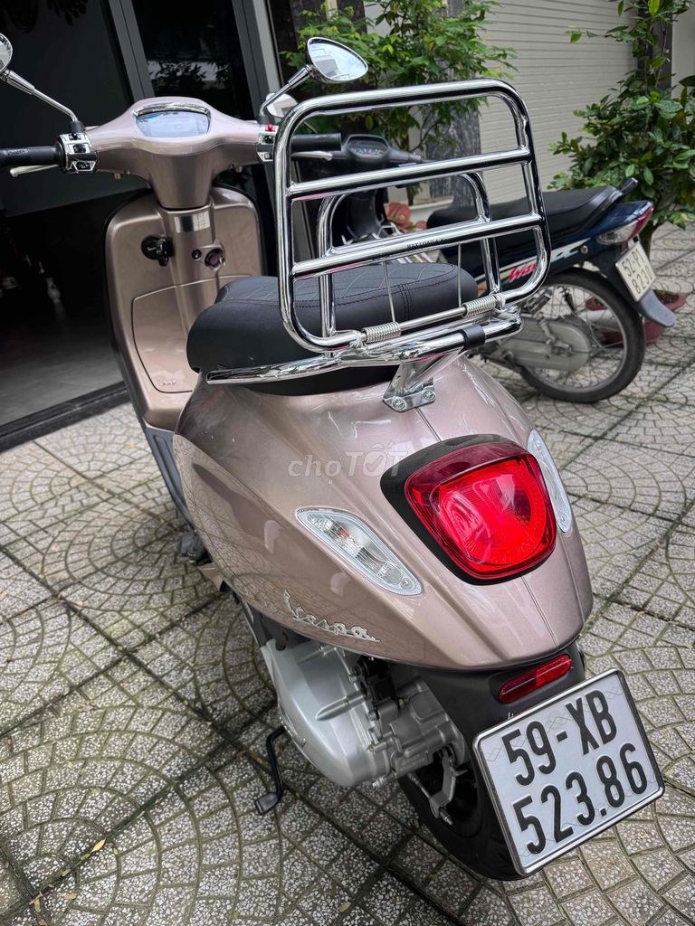 VESPA SPRINT STFT 125 - NÂU ĐỒNG ĐỜI 2024. Mua bán Xe máy tại Quận 12 Tp Hồ Chí Minh được đăng bởi TRÚC NGUYỄN hình 6