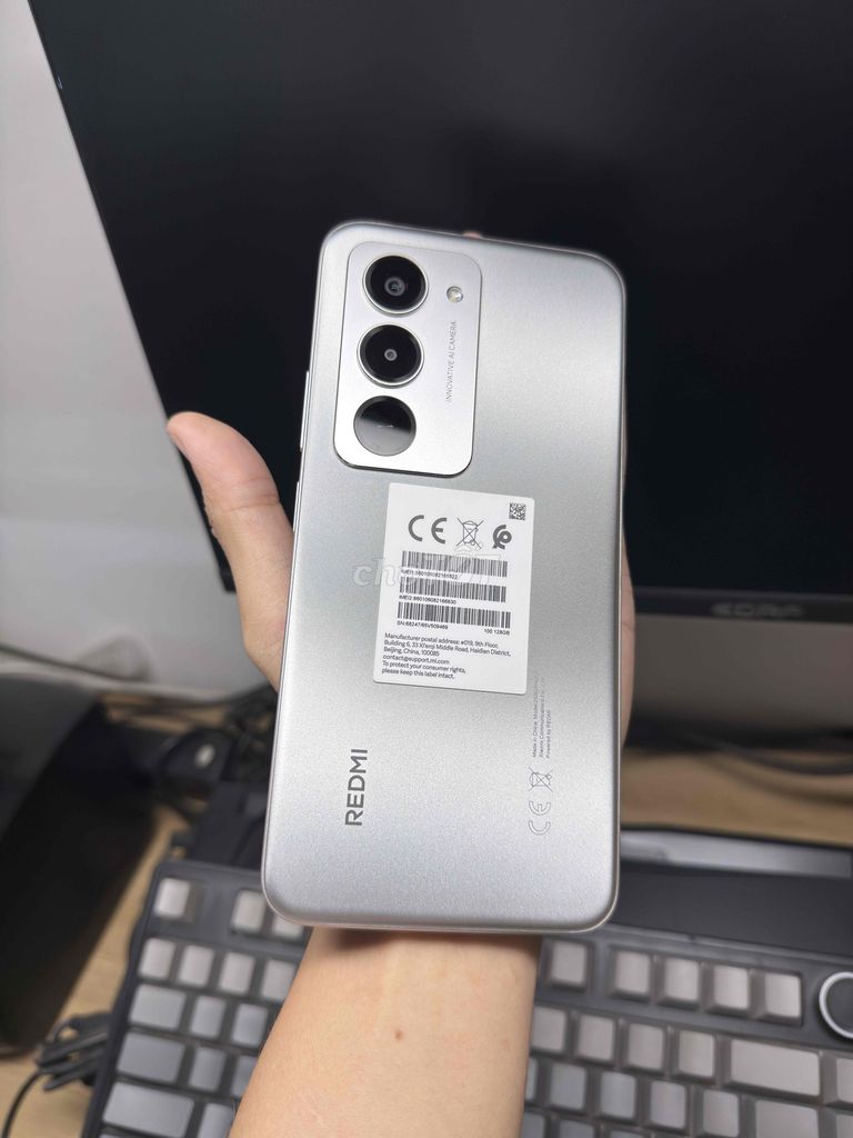 Xiaomi Redmi 15 128GB Bạc. Mua bán Điện thoại tại Huyện Nhà Bè Tp Hồ Chí Minh được đăng bởi Thanh Nhàn hình 1