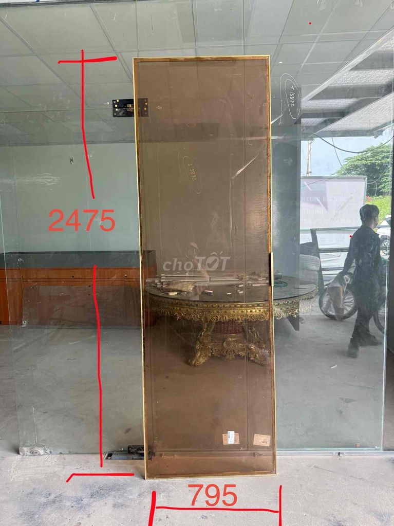 Thanh Lý Cửa kính nhôm Nâu 795x2475mm. Mua bán Nội thất, đồ gia dụng khác tại Quận Long Biên Hà Nội được đăng bởi Hoang Gia hình 1