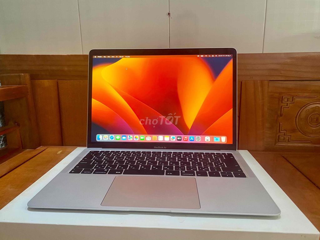 MacBook Air Retina 2019 i5 13 inch 16GB pin 18 lân. Mua bán Laptop tại Quận Bình Thạnh Tp Hồ Chí Minh được đăng bởi NGUYEN THI NGOC BINH  hình 1