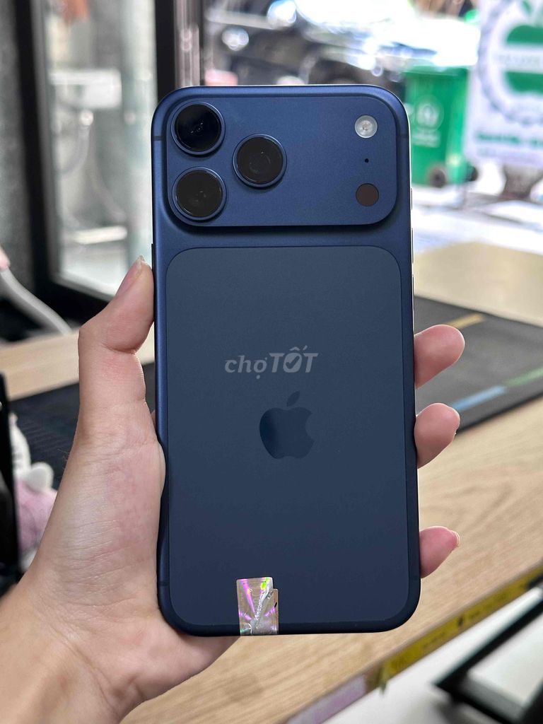 iPhone 17 Pro Max 256GB Xanh. Mua bán Điện thoại tại Quận Ngũ Hành Sơn Đà Nẵng được đăng bởi Từ huỳnh Khuyên hình 1