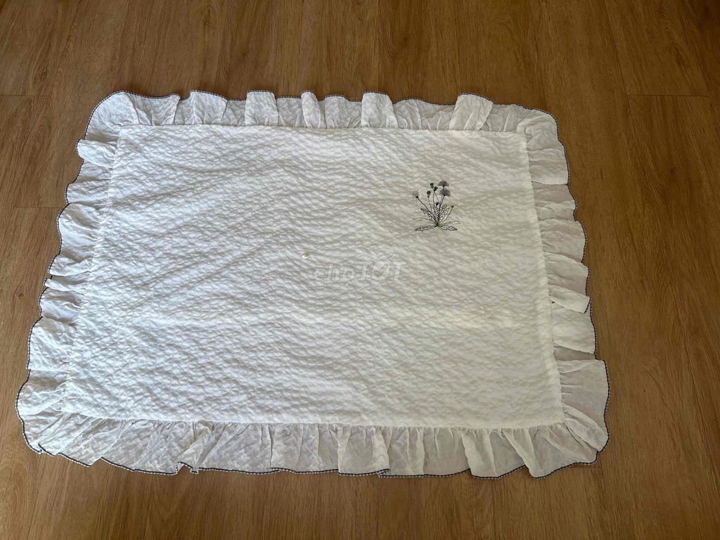 Gối cotton xốp hoa thêu bèo ( Korea) (50*70)