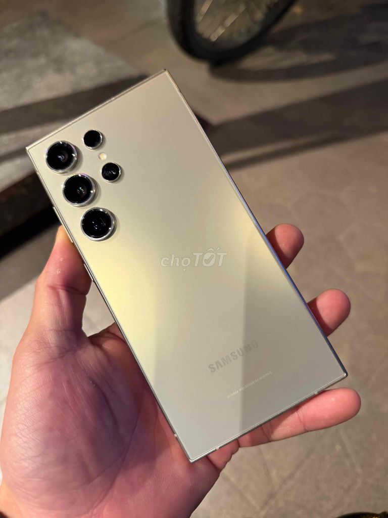 Samsung S24 Ultra 256GB Vàng. Mua bán Điện thoại tại Thành phố Đà Lạt Lâm Đồng được đăng bởi LỘC ĐÀ LẠT hình 1