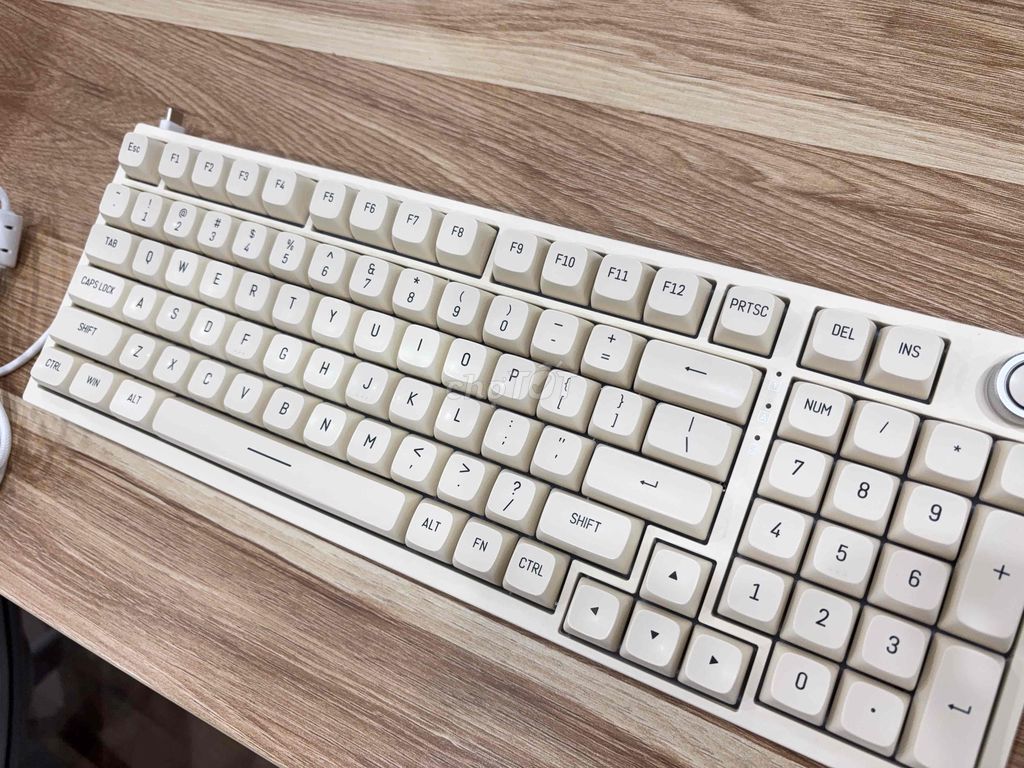 Bàn phím cơ HP K23-98 Trắng Mới 99%. Mua bán Phụ kiện (Màn hình, Chuột...) tại Quận Hà Đông Hà Nội được đăng bởi Oanh pA hình 1