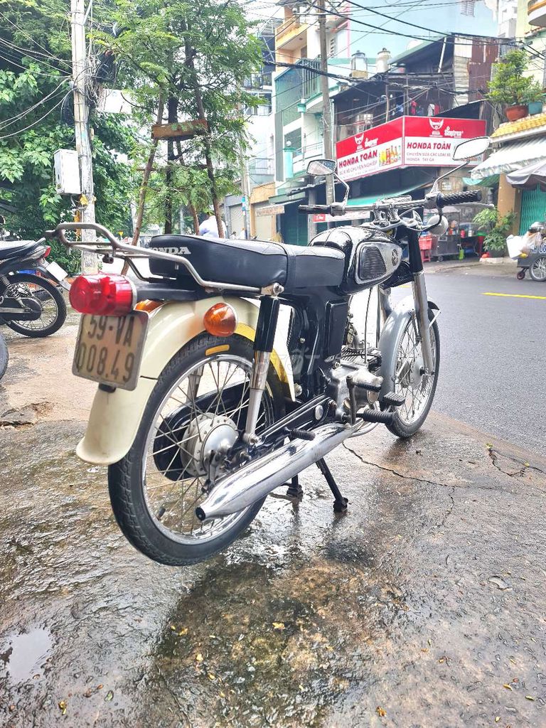 Hinda #67 Xe đẹp chính chủ bán ký giấy liền. Mua bán Xe máy tại Quận 11 Tp Hồ Chí Minh được đăng bởi CỬA HÀNG XE MÁY LONG HỔ hình 2