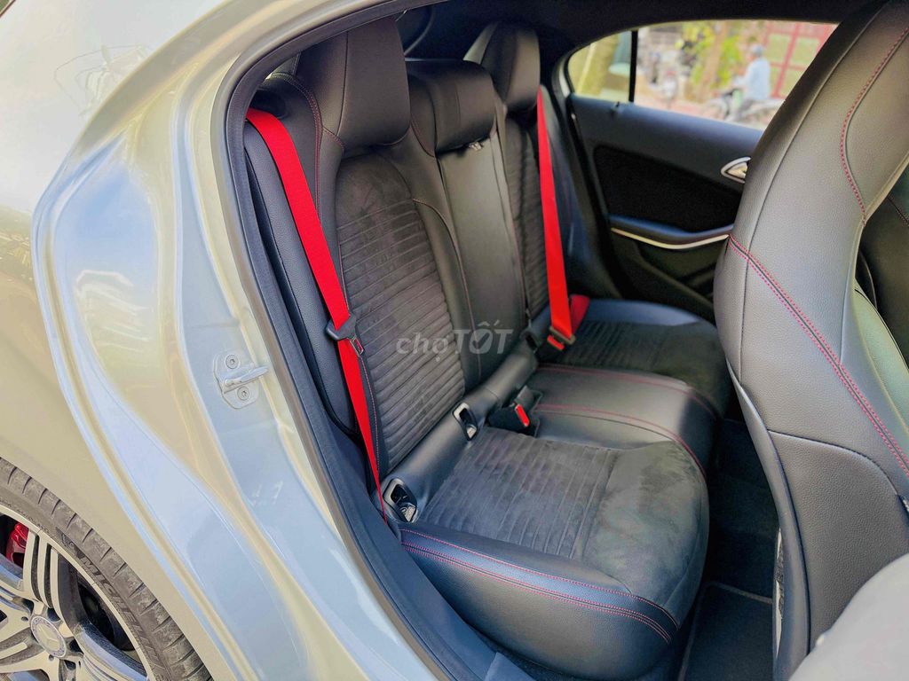 Mercedes Benz A Class 2015 250 AMG - 55000 km. Mua bán Ô tô tại Quận 8 Tp Hồ Chí Minh được đăng bởi Auto Thịnh Nguyễn  hình 9