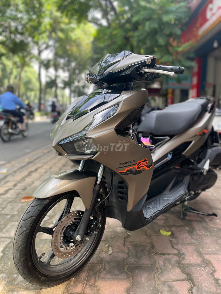 Honda Air Blade 125 2025 Nâu 1000 km. Mua bán Xe máy tại Thành phố Biên Hòa Đồng Nai được đăng bởi Phương nguyễn  hình 4