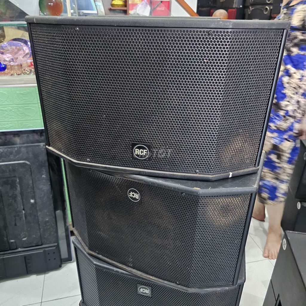 Loa RCF K2310 Đen 8 Ohm. Mua bán Tivi, Âm thanh tại Thành phố Biên Hòa Đồng Nai được đăng bởi thanh hình 1