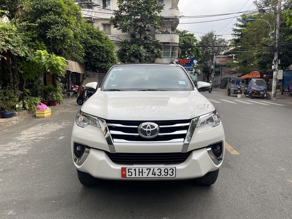 Toyota Fortuner 2020 2.4AT 4x2  - 9000 km