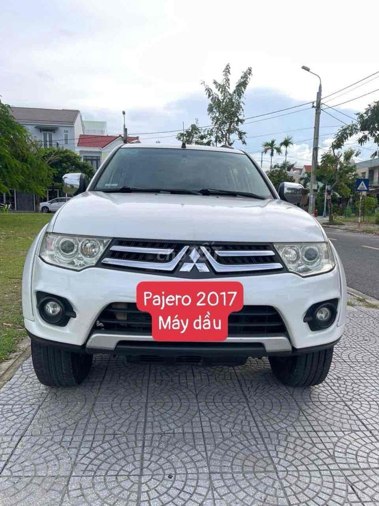 Mitsubishi Pajero Sport 2017 D 4x2 MT - 21000 km. Mua bán Ô tô tại Quận Ngũ Hành Sơn Đà Nẵng được đăng bởi Đặng Minh Tuấn hình 5