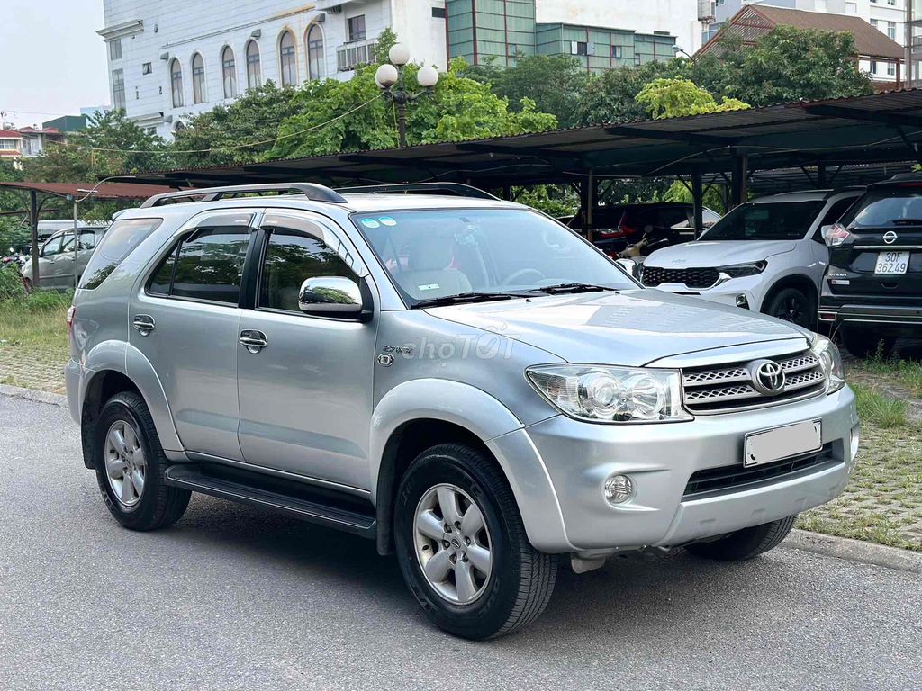 Toyota Fortuner 2010 2.7V 4x4 AT - 150000 km 1 Chủ. Mua bán Ô tô tại Quận Cầu Giấy Hà Nội được đăng bởi Vũ Kiên hình 2