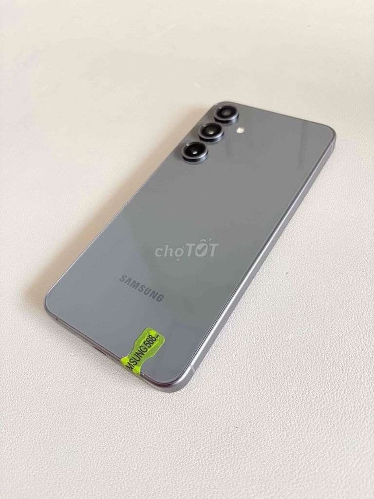 Samsung S24FE 5G 128GB 2sim Máy 99% màn zin full. Mua bán Điện thoại tại Quận Ninh Kiều Cần Thơ được đăng bởi  Anh Lê hình 1