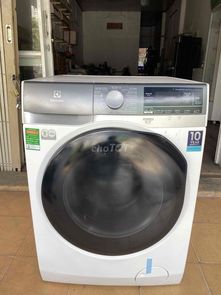 Máy giặt Electrolux  giặt 10kg/ sấy 7kg mới 90%. Mua bán Máy giặt tại Quận Sơn Trà Đà Nẵng được đăng bởi Dương Ngọc Mạnh hình 1