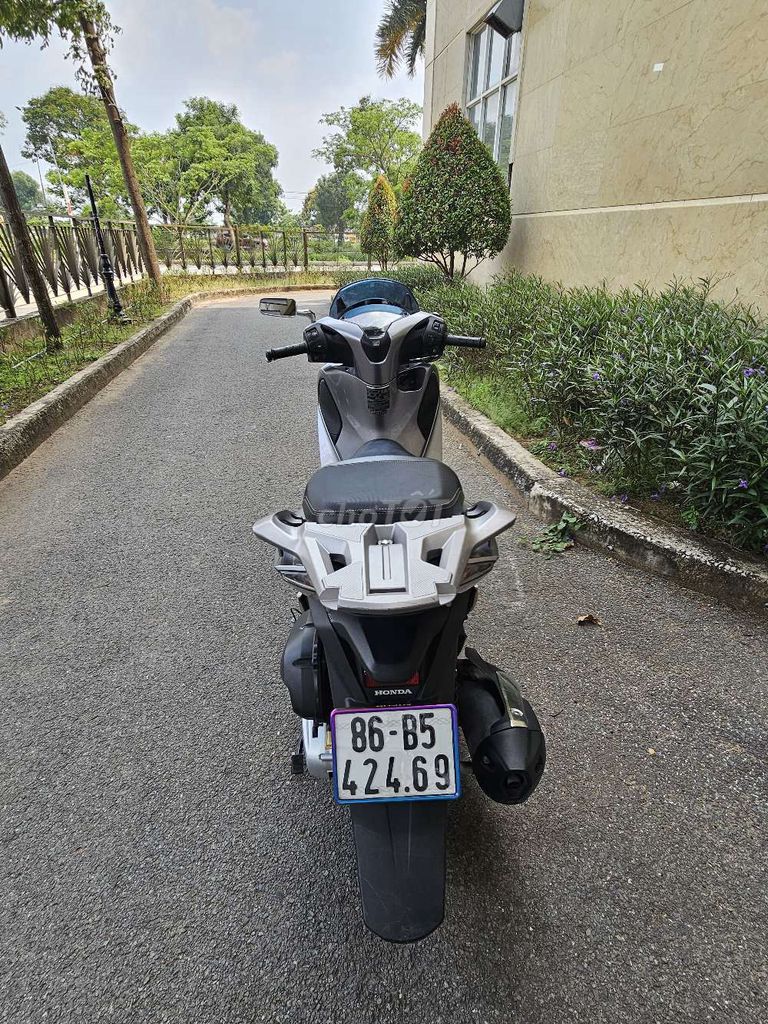 Honda SH Серебристый 2019 ABS