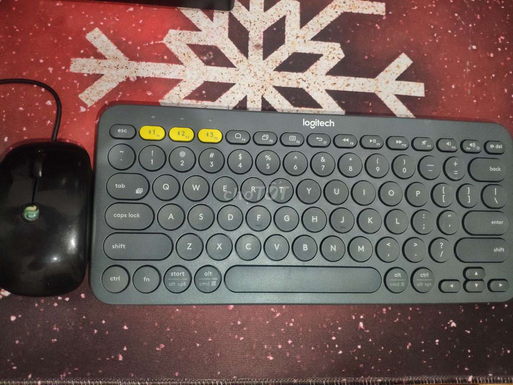 Bán phím Logitech K380 mới 99,9% kèm túi và chuột. Mua bán Phụ kiện (Màn hình, Chuột...) tại Quận Ninh Kiều Cần Thơ được đăng bởi Super  hình 1
