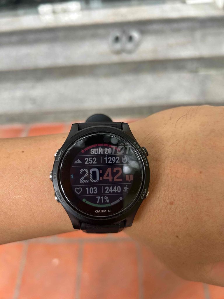 Đồng hồ thông minh Garmin FR935 Đen đã sử dụng. Mua bán Thiết bị đeo thông minh tại Thành phố Phúc Yên Vĩnh Phúc được đăng bởi boy phố hình 1