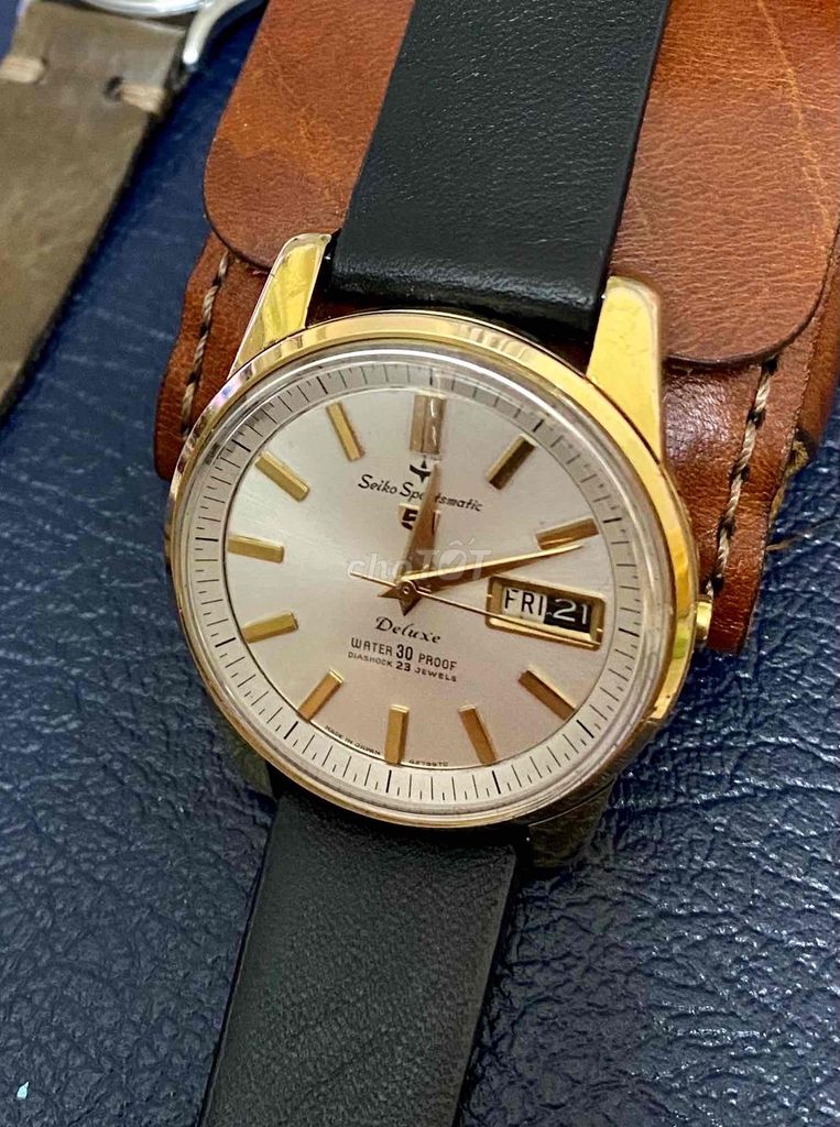 Seiko Sportsmatic 5 Deluxe 7606-7991 Automatic 23