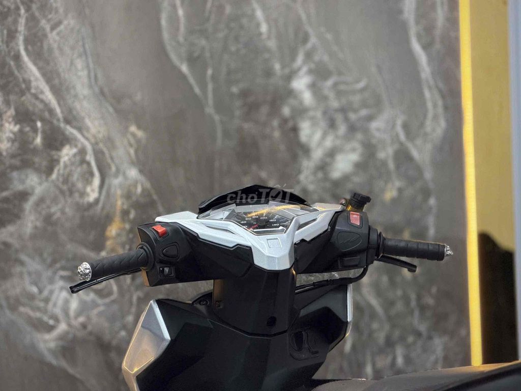 Honda Click Thái 125 Bạc Đen. Mua bán Xe máy tại Quận Bình Tân Tp Hồ Chí Minh được đăng bởi Trường Giang hình 9