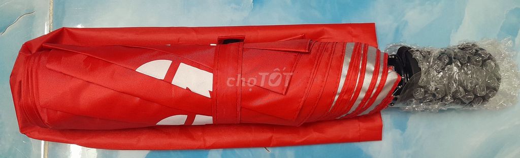Ô dù vải đỏ. Mua bán Phụ kiện thời trang khác tại Quận 4 Tp Hồ Chí Minh được đăng bởi TRUONG TAN KHANG hình 1