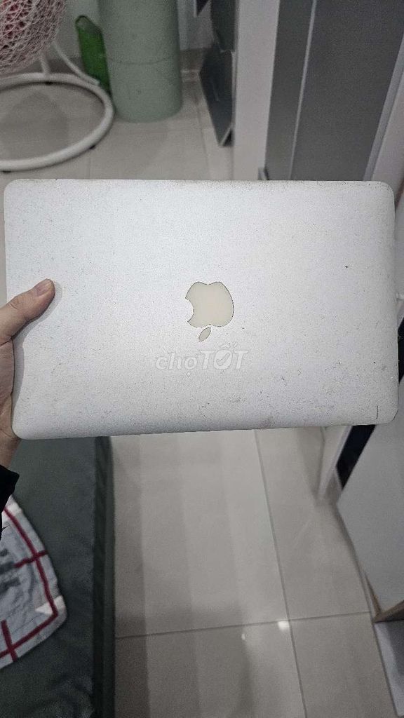 Bán xác macbook air. Mua bán Laptop tại Quận Cẩm Lệ Đà Nẵng được đăng bởi Võ thanh hằng hình 1