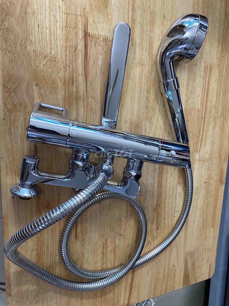 Vòi sen tắm TOTO Bạc. Mua bán Thiết bị vệ sinh, nhà tắm tại Quận 7 Tp Hồ Chí Minh được đăng bởi Nguyên Đức cường hình 1