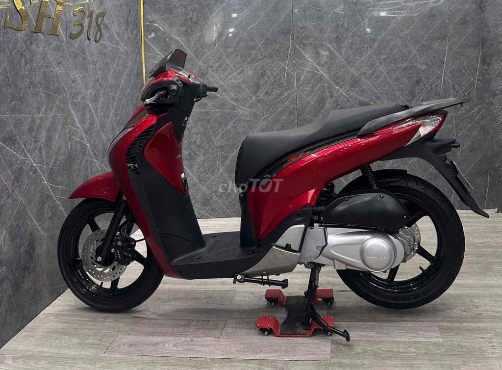 Honda SH Italy 2006 150i тюнинг под рестайлинг 2012