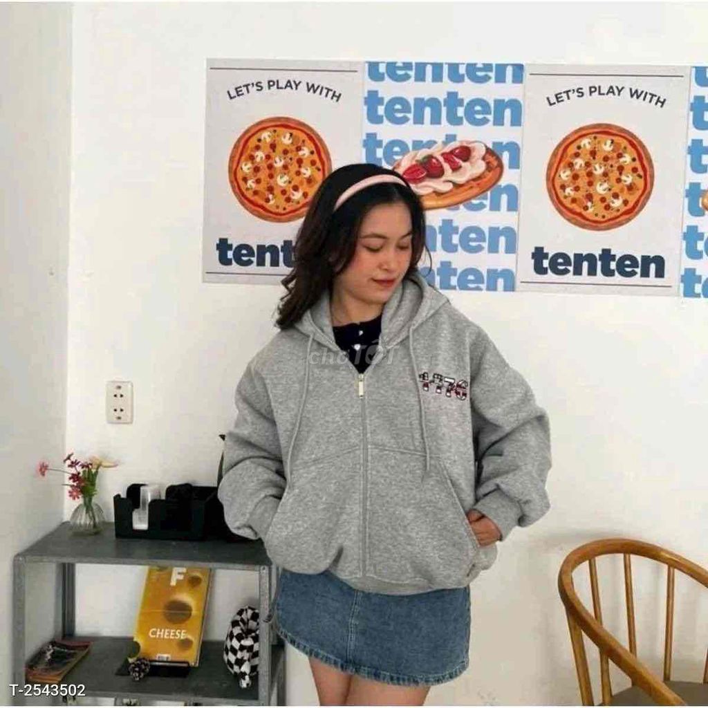 Áo khoác hoodie nữ nỉ xám. Mua bán Quần áo tại Huyện Gò Quao Kiên Giang được đăng bởi Hoàng Vinh Shop  hình 1