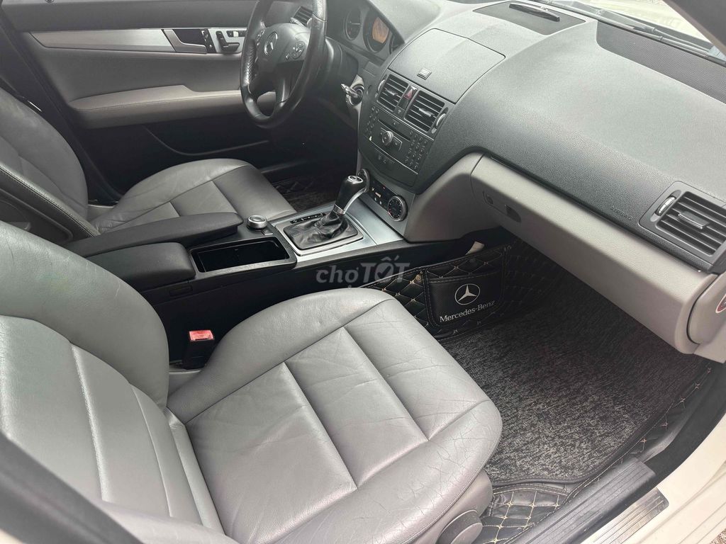 Mercedes Benz C230 sx 2008 xe đẹp nguyên zin. Mua bán Ô tô tại Quận Cẩm Lệ Đà Nẵng được đăng bởi Huy Vân Hưng Auto Đà Nẵng hình 8