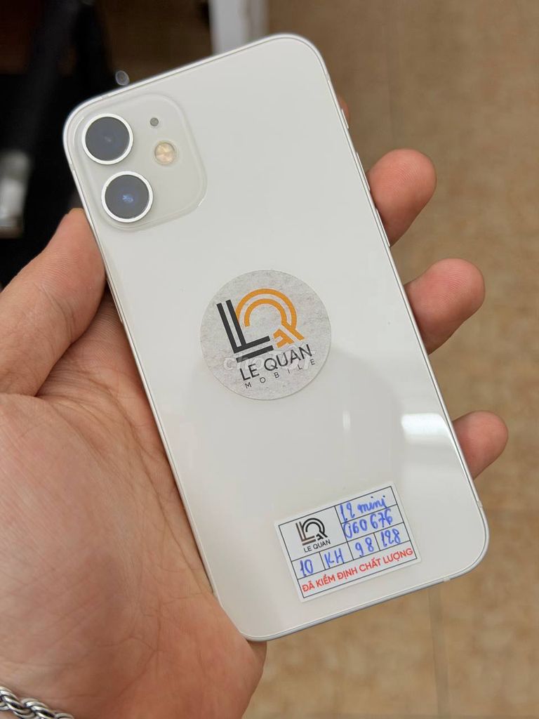 iPhone 12 Mini 🤍 White tinh tế, cầm cực thích. Mua bán Điện thoại tại Quận 10 Tp Hồ Chí Minh được đăng bởi Lê Quân Mobile hình 1