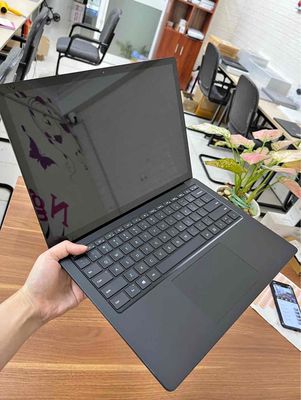 surface laptop 3 i7/16/256