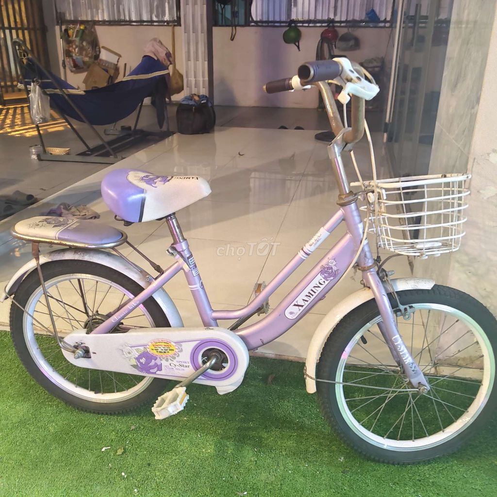 xe đạp bé gái cao 50cm. Mua bán Mẹ và bé tại Quận Bình Tân Tp Hồ Chí Minh được đăng bởi phạm thị tuyết trinh hình 1