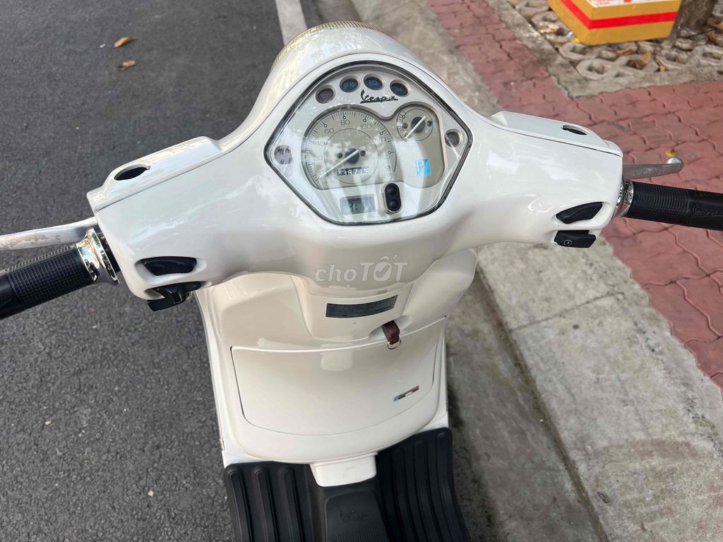 Vespa Lx 125 3vie Bstp chính chủ.. Mua bán Xe máy tại Huyện Bình Chánh Tp Hồ Chí Minh được đăng bởi Huy hình 3